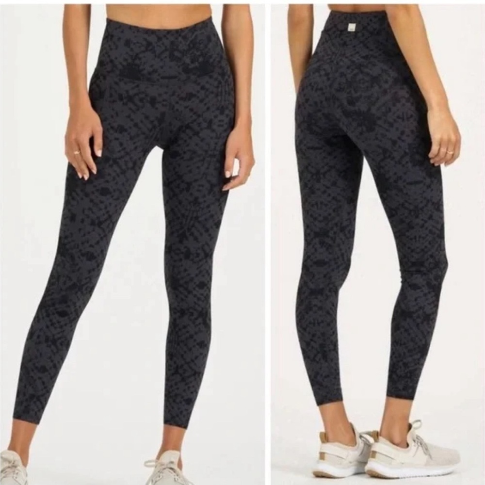 Vuori Black Patterned Leggings